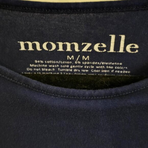 Momzelle Maternity And nursing T-Shirt. Medium - Picture 2 of 4